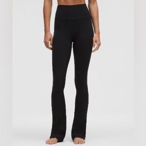 Lululemon Align High-Rise Mini
Flared Pant Women's Black Leggings 32”